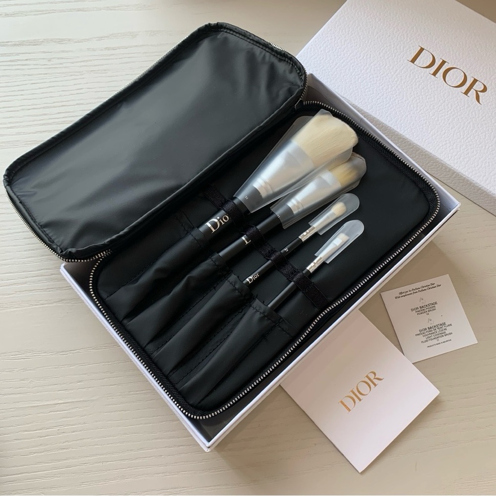 Dior Luxurious Black and Cream Brush Set